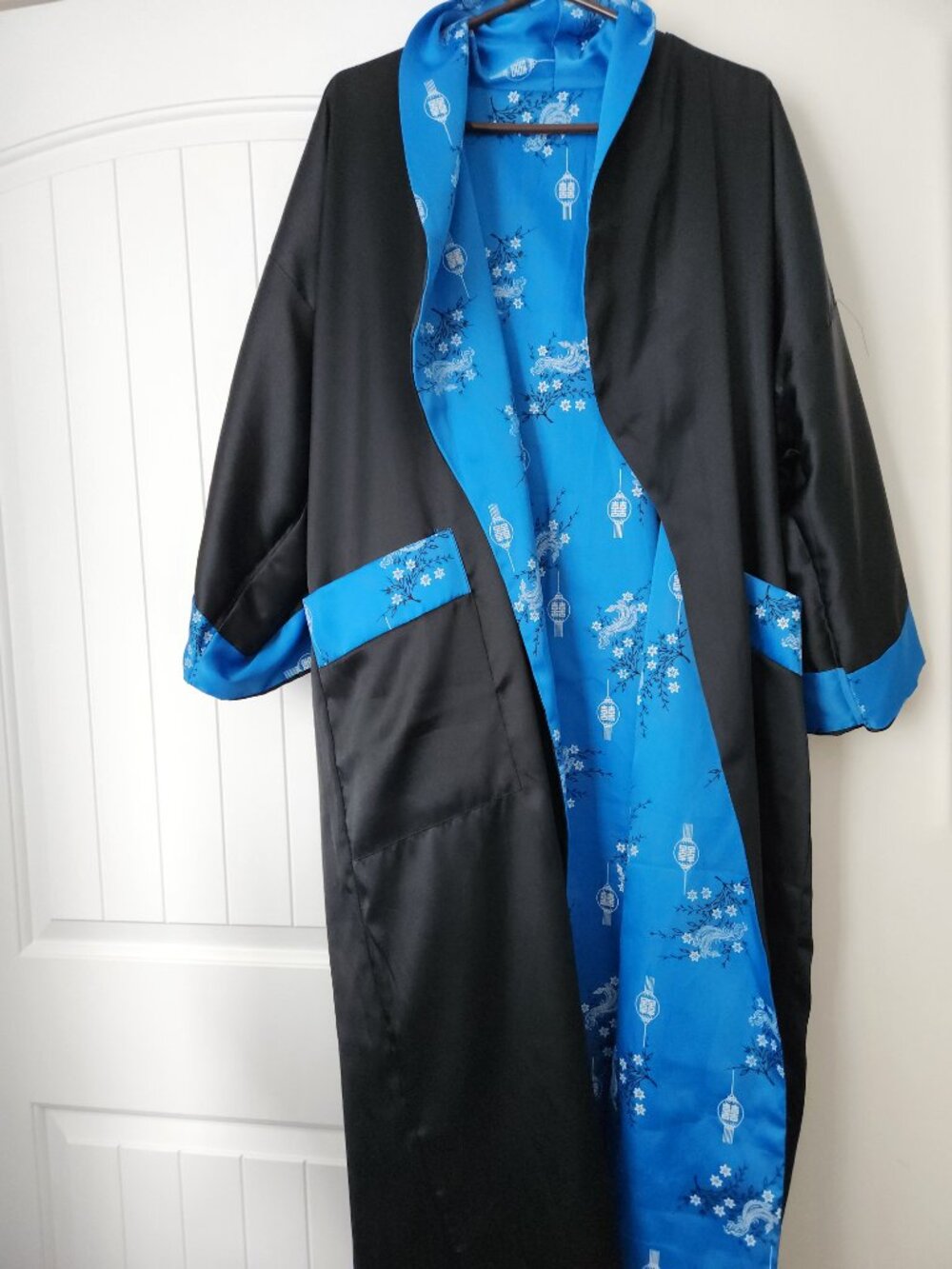 Kimono Style Embroidered Robe - Picture 2 of 3